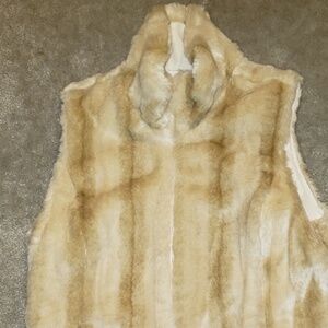 Kristen Blake Luxe Faux Fur Sleeveless REVERSIBLE Vest, Cream Color, Size S